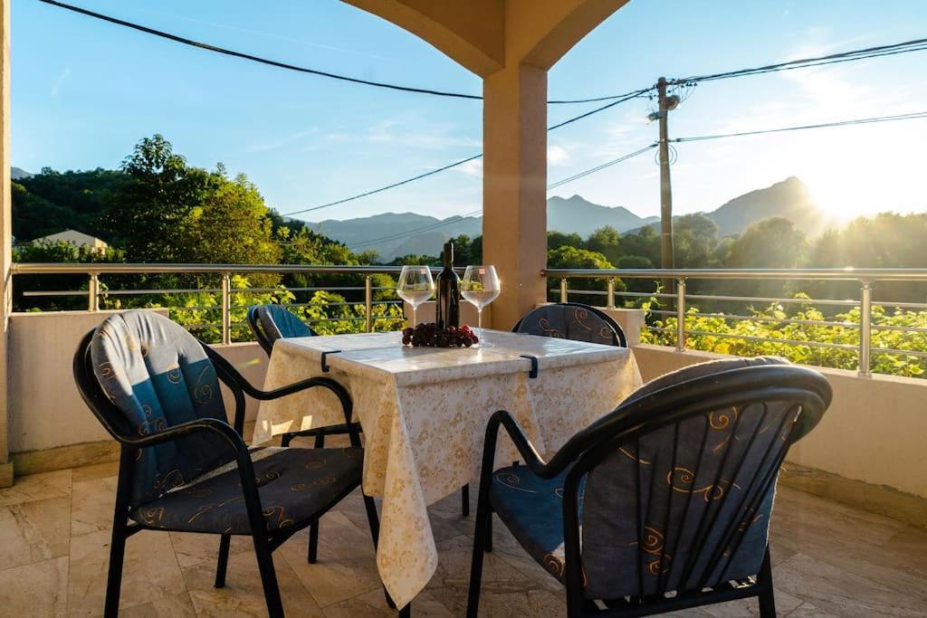 Pavle'S Oasis Villa Virpazar Exteriör bild
